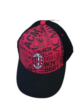 Cappellino Milan ufficiale nero con parte frontale rossa e logo ricamato